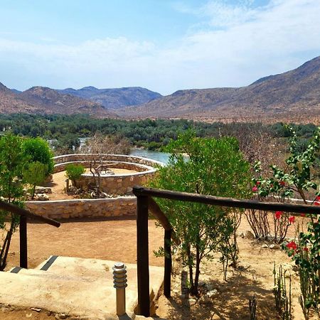 Kapika Waterfall Lodge Epupa Εξωτερικό φωτογραφία
