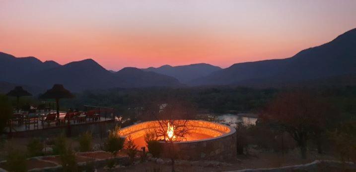Kapika Waterfall Lodge Epupa Εξωτερικό φωτογραφία