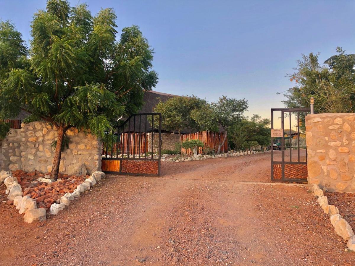 Kapika Waterfall Lodge Epupa Εξωτερικό φωτογραφία