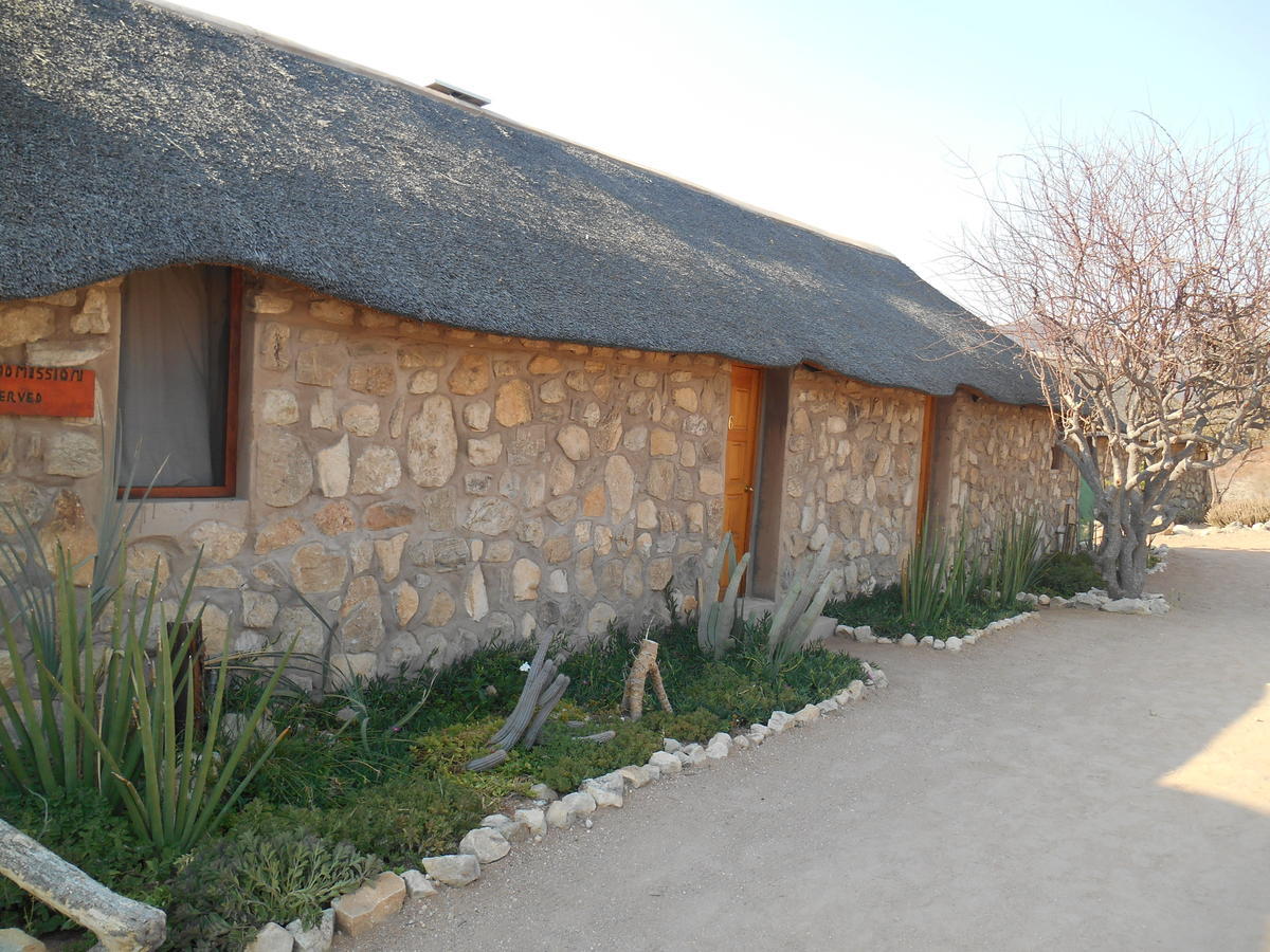 Kapika Waterfall Lodge Epupa Εξωτερικό φωτογραφία