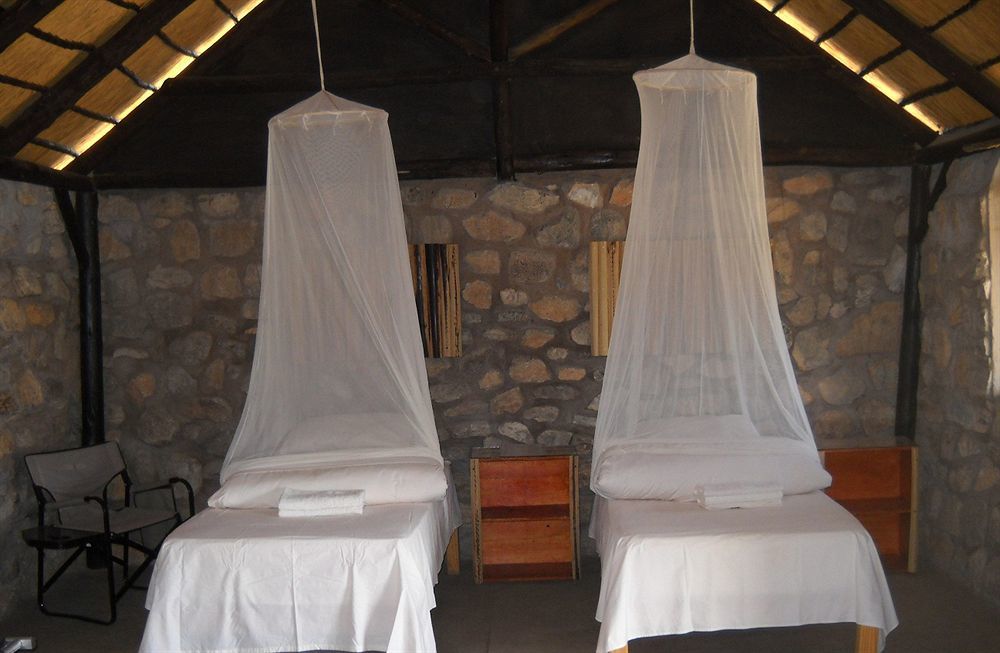 Kapika Waterfall Lodge Epupa Εξωτερικό φωτογραφία